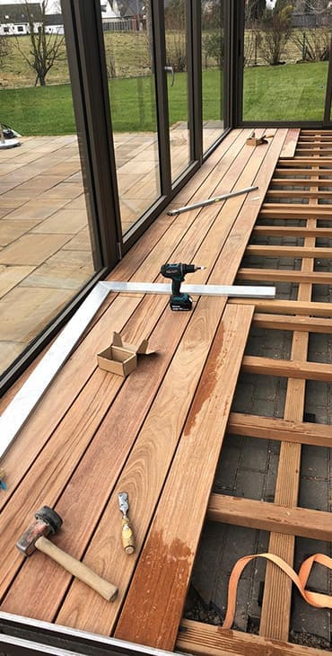 Terrassenboden verlegen